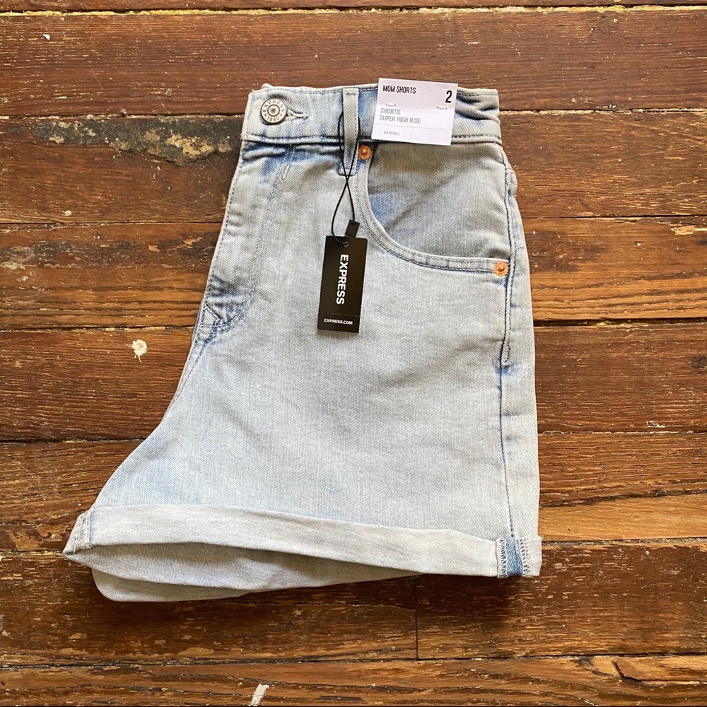 Express Light Denim Mom Shortie Shorts
